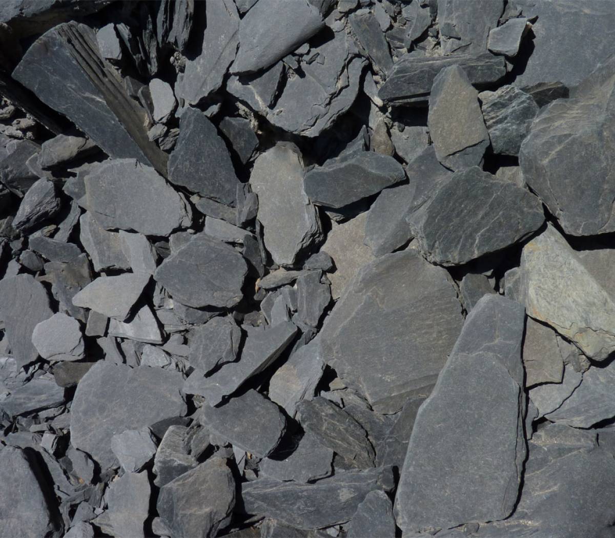 5 Grey Slate Stones and Rocks